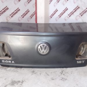 Tapa de Baul VOLKSWAGEN BORA L/N (B-0112)