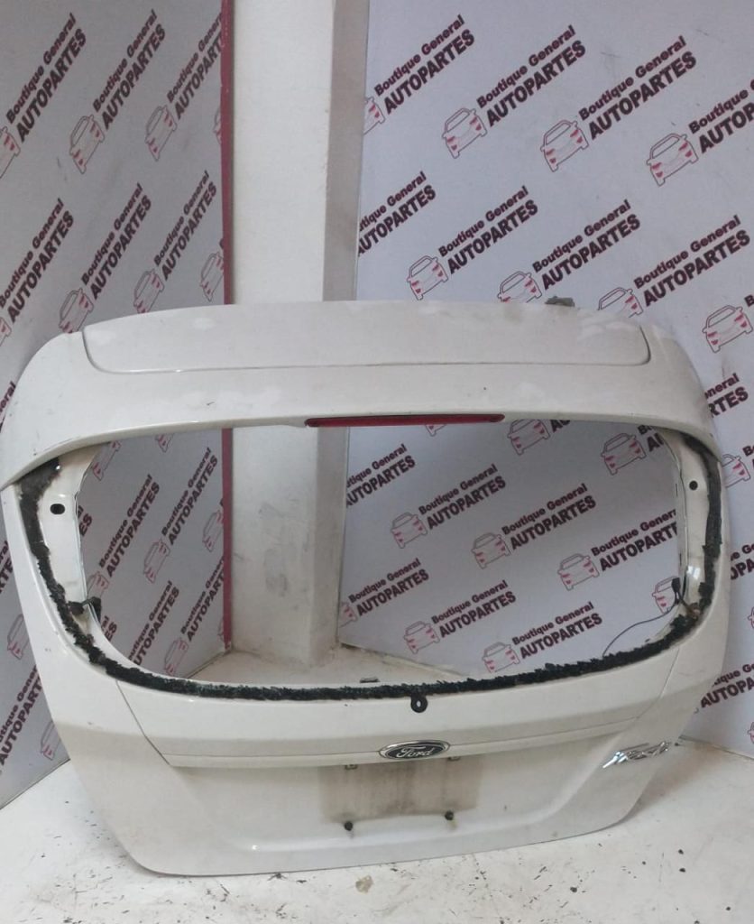 Porton Trasero Ford Fiesta Kinetic (3)