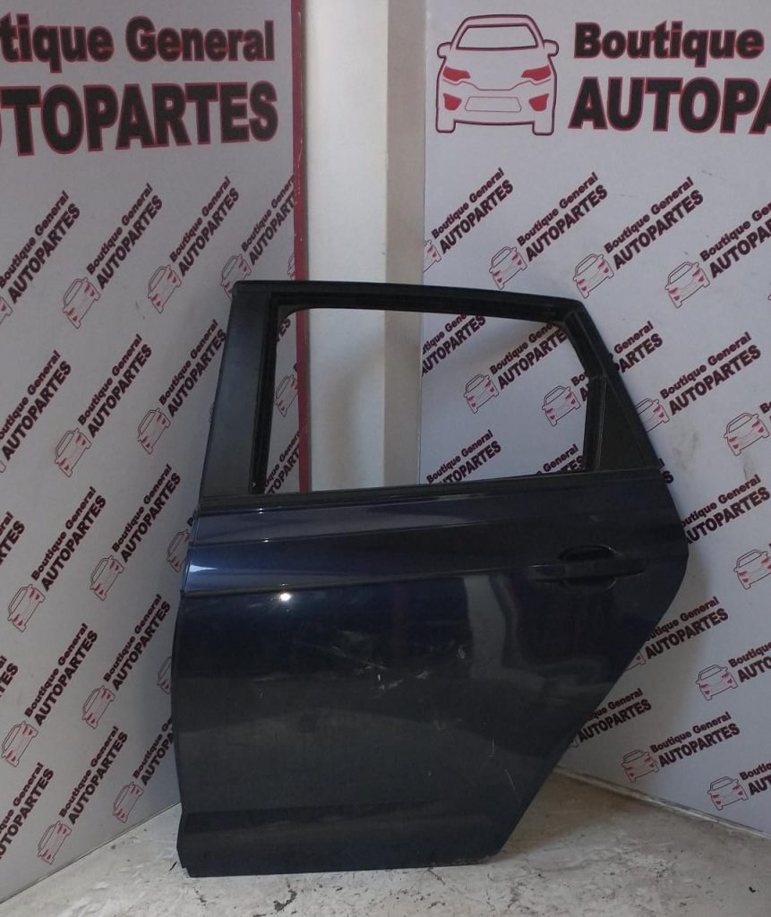 Puerta Trasera Izquierda Ford Focus