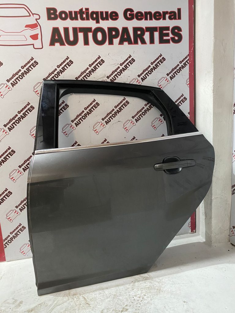 Puerta Trasera Izquierda Ford Focus Kinetic