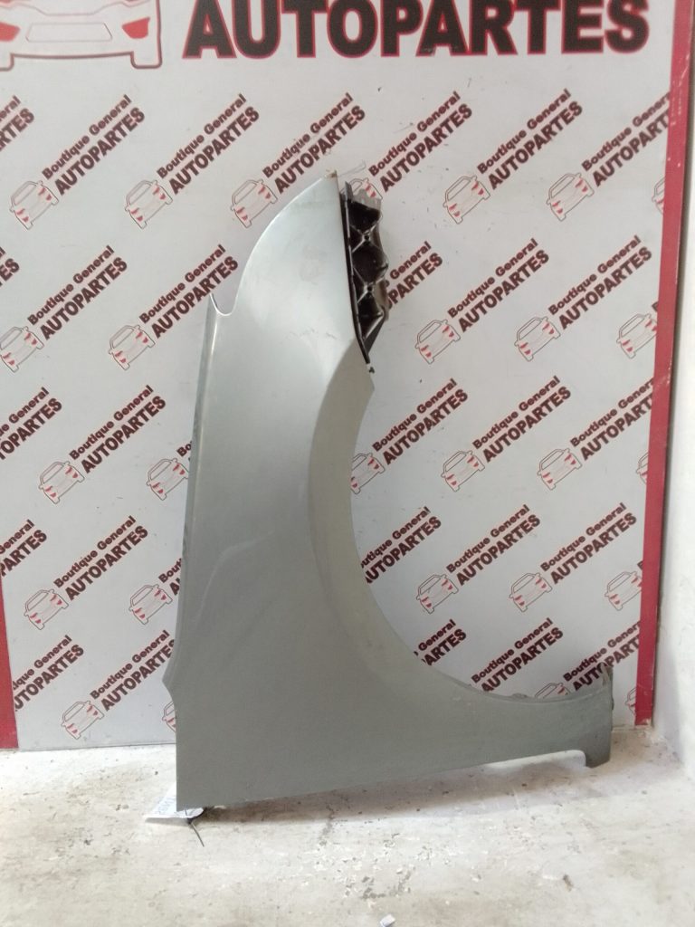 Guardabarro Delantero Derecho Nissan Sentra (LB-0034)