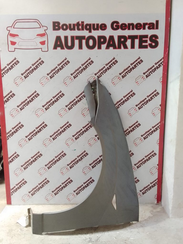 Guardabarro Delantero Izquierdo  Ford Focus (LB-0103)