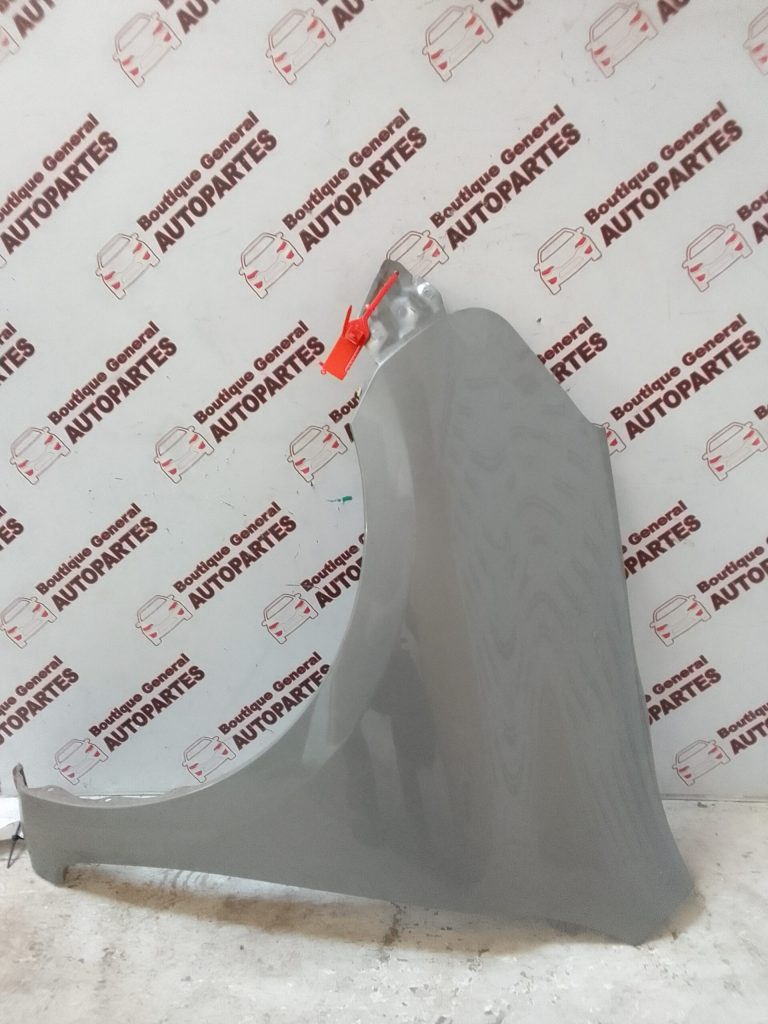 Guardabarro Delantero Izquierdo Nissan March (LB-0004)