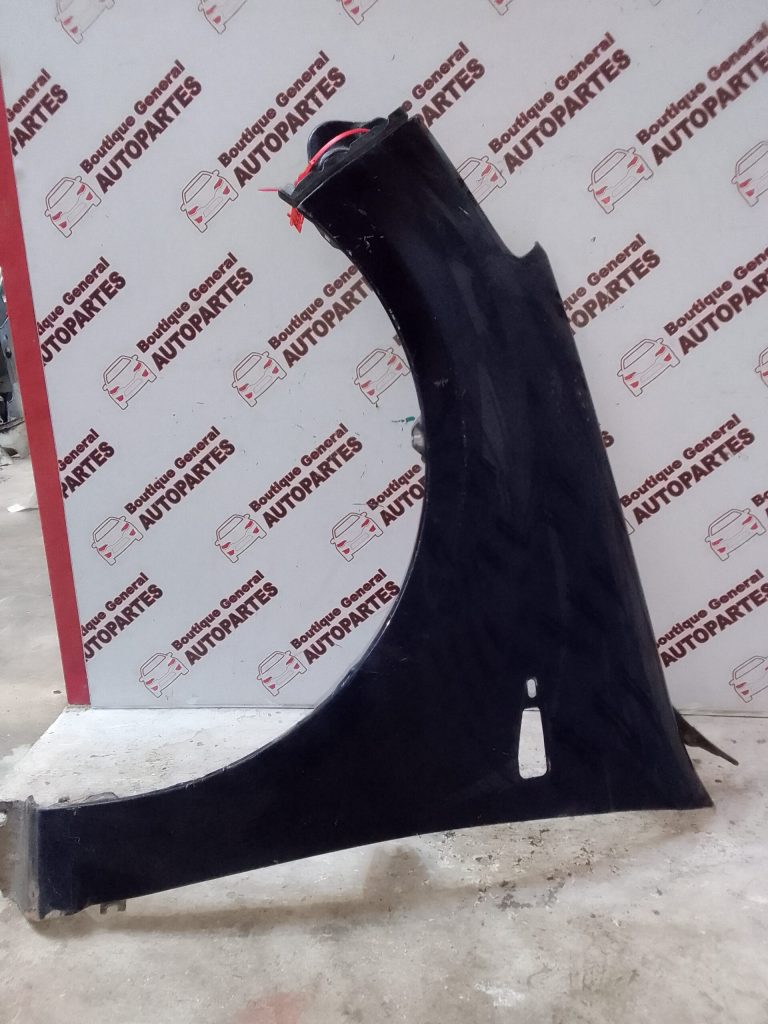 Guardabarro Delantero Izquierdo Renault Sandero (LB-0073)