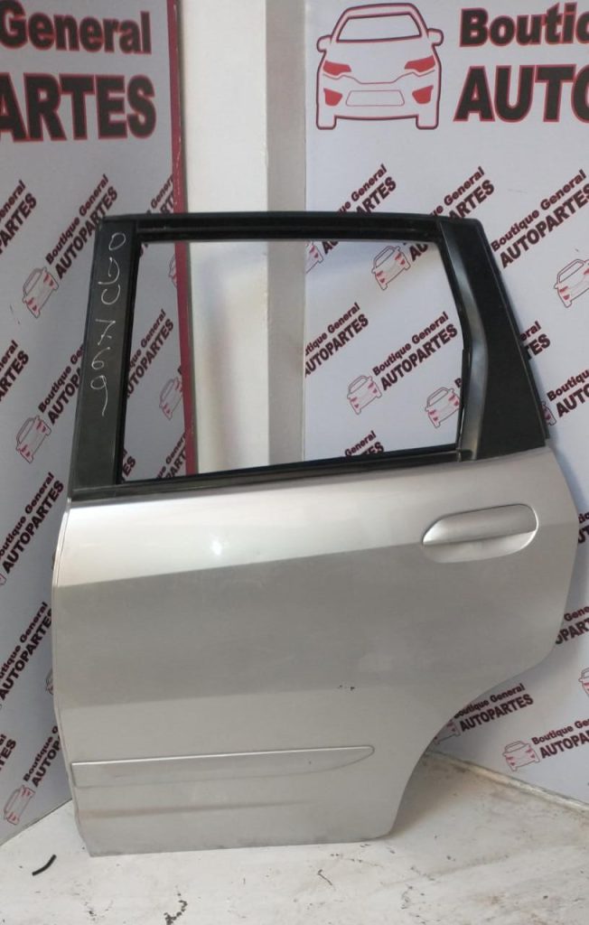 Puerta Trasera Izquierda Honda Fit