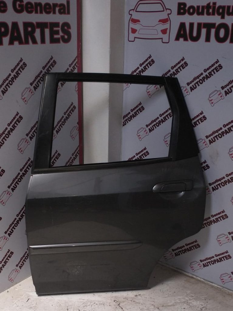 Puerta Trasera Izquierda Honda Fit