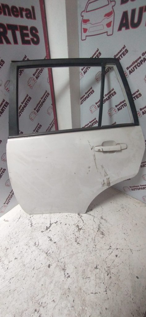 Puerta Trasera Izquierda Chery Tiggo (01940710)