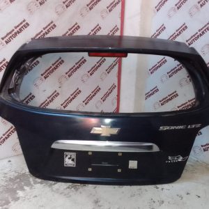 Portón Trasero CHEVROLET SONIC LTZ 5P 2016/ (LB-0293)