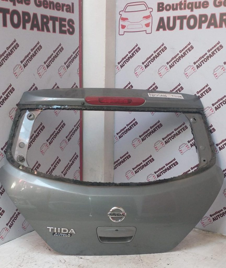 Porton Trasero Nissan Tiida