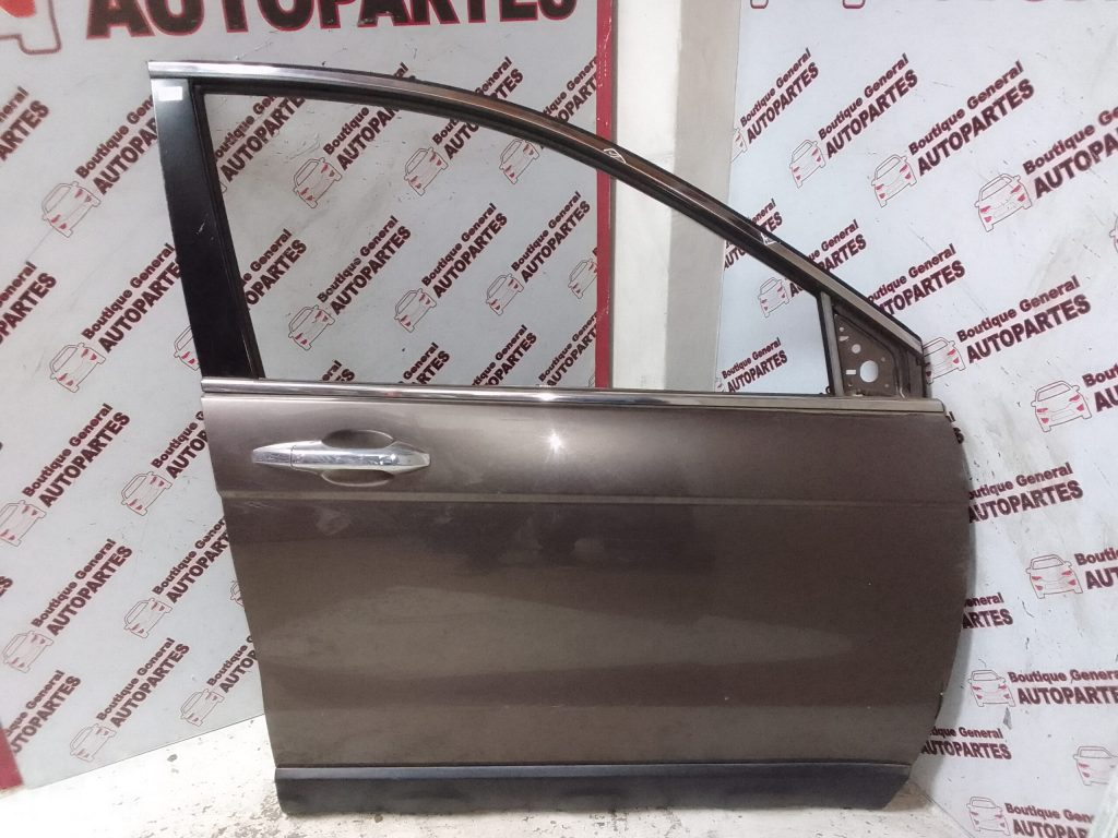 Puerta Delantera Derecha HONDA	CRV (PDD-0152)