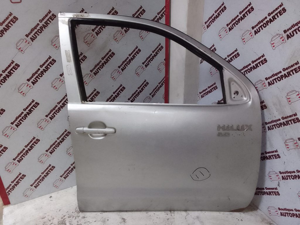 Puerta Delantera Derecha TOYOTA	HILUX L/12 3.0 DC 4X2 TDI SR 4P (PDD-0155)