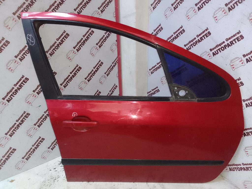 Puerta Delantera Derecha Peugeot 307 (PDD-0230)