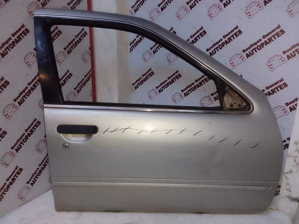 Puerta Delantera Derecha Nissan Sentra 1.6 Gxe 4p (PDD-0314)