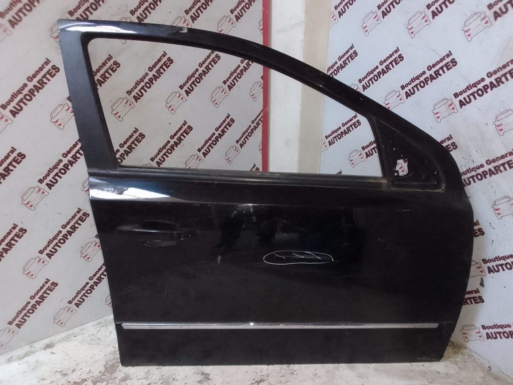 Puerta delantera derecha CHEVROLET VECTRA CD 4P (PDD-0365)