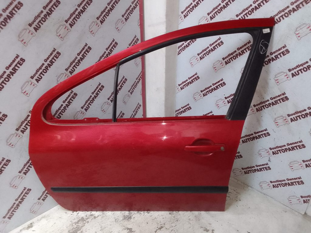 Puerta Delantera Izquierda Peugeot 307 (PDI-0141)
