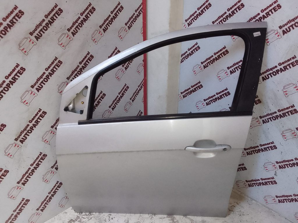 Puerta Delantera Izquierda Fiat Palio Novo (PDI-0148)