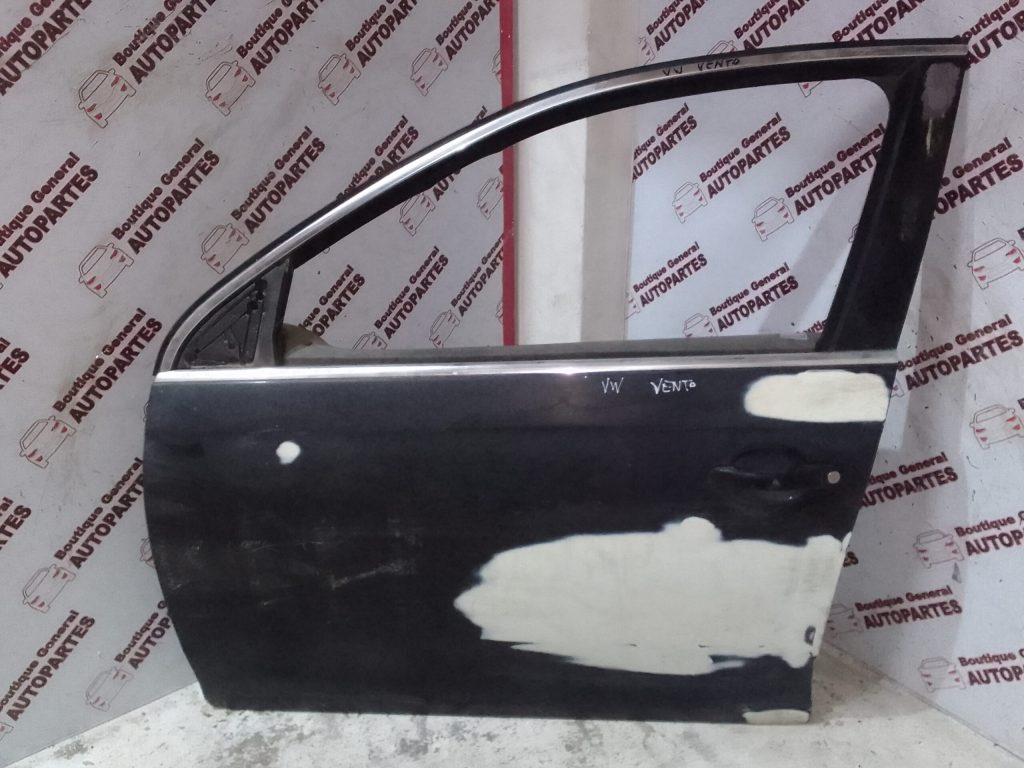 Puerta delantera izquierda VOLKSWAGEN VENTO VARIANT 1.9 TDI ADVANCE 5P (PDI-0273)
