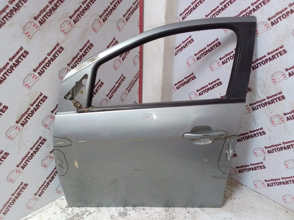 Puerta delantera izquierda FIAT PALIO 1.6 5 P ESSENCE L/14 (PDI-0279)