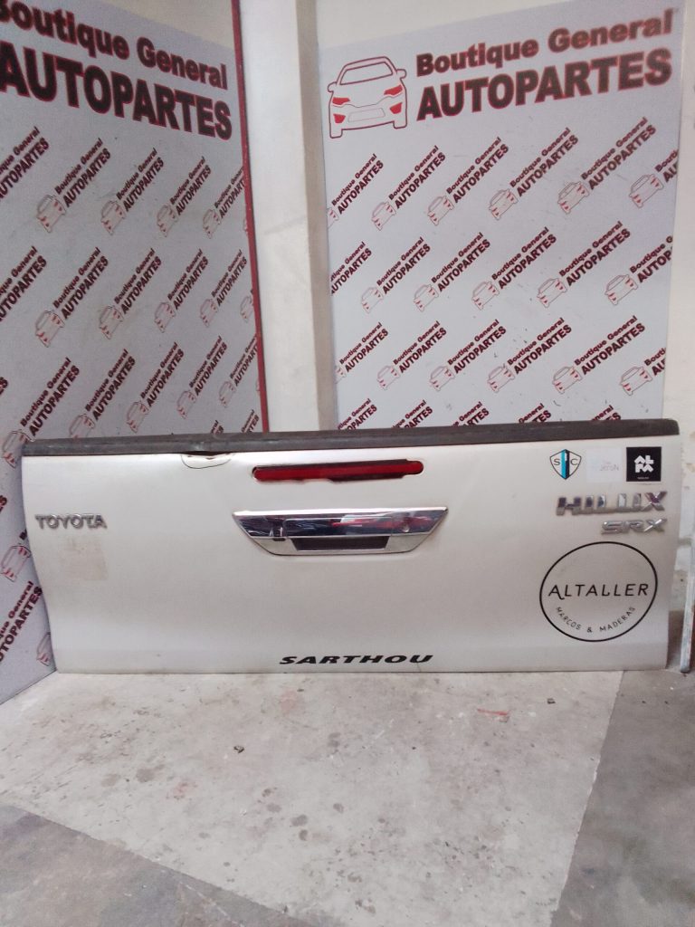Porton Trasero Toyta Hilux SRX (LB-0203)