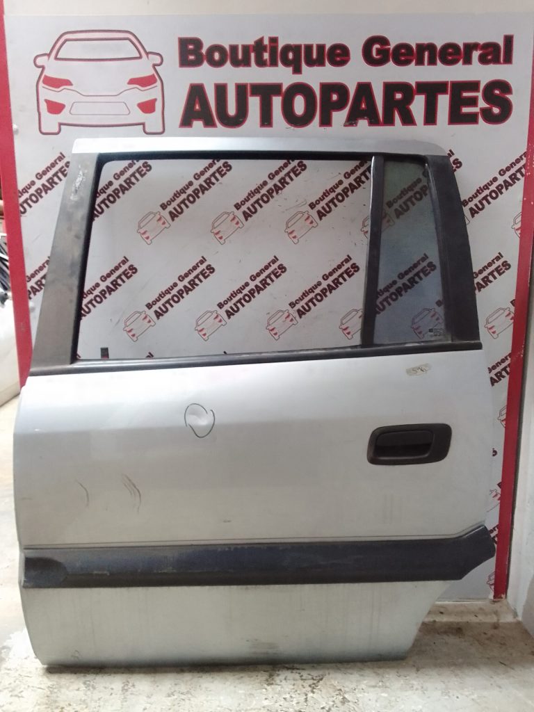 Puerta Trasera Izquierda Chevrolet Zafira (PTI-0290)