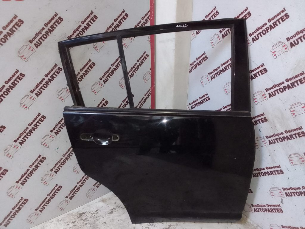 Puerta Trasera Derecha Nissan Tiida (PTD-0104)