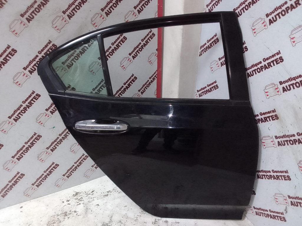 Puerta Trasera Derecha Honda City (PTD-0106)