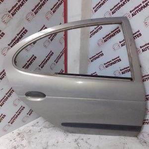 Puerta Trasera Derecha Renault Megane (PTD-0122)