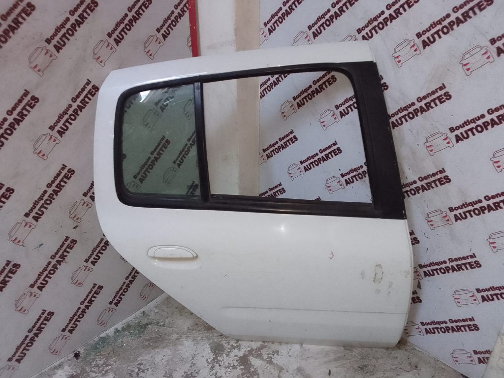 Puerta Trasera Derecha Renault Clio (PTD-0141)
