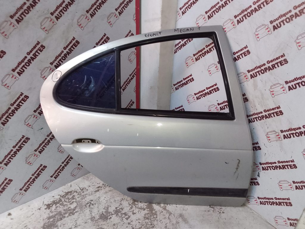 Puerta Trasera Derecha Renault Megane (PTD-0145)