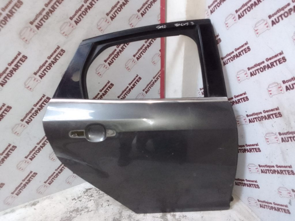 Puerta Trasera Derecha FORD	FOCUS 5P (PTD-0146)