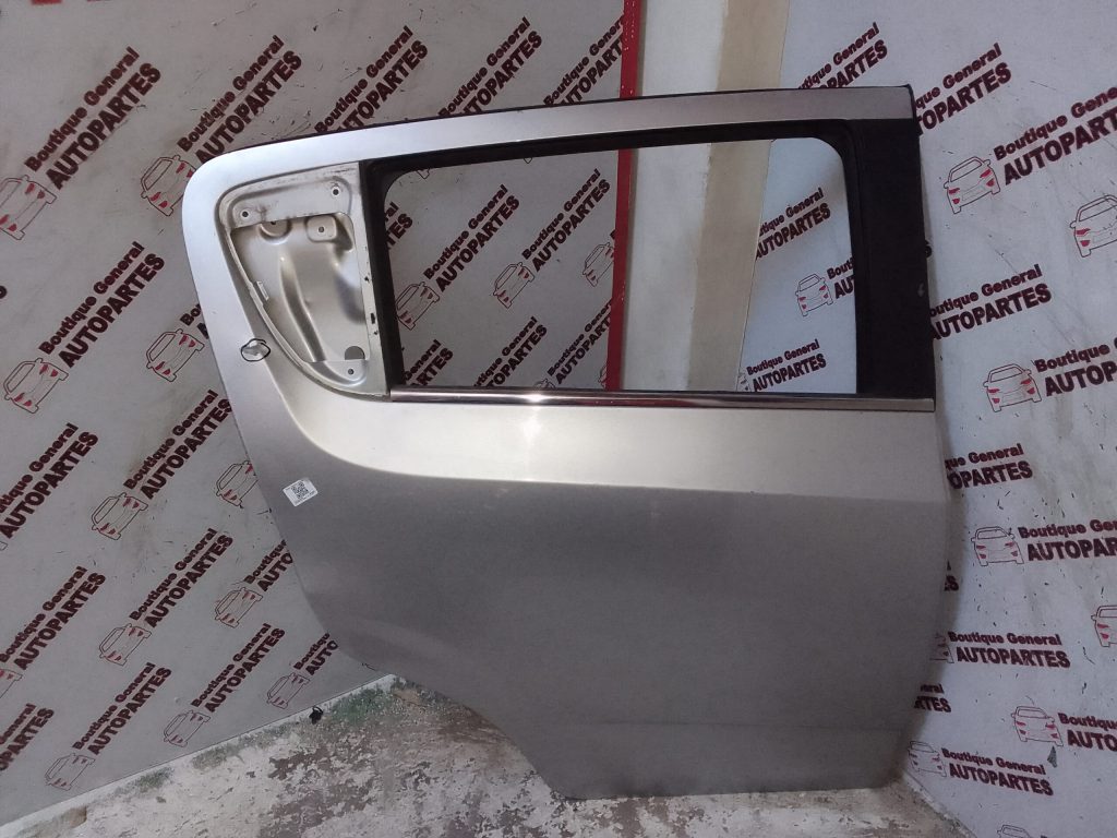 Puerta Trasera Derecha Chevrolet Sonic (PTD-0147)