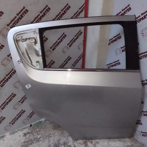 Puerta Trasera Derecha Chevrolet Sonic (PTD-0147)
