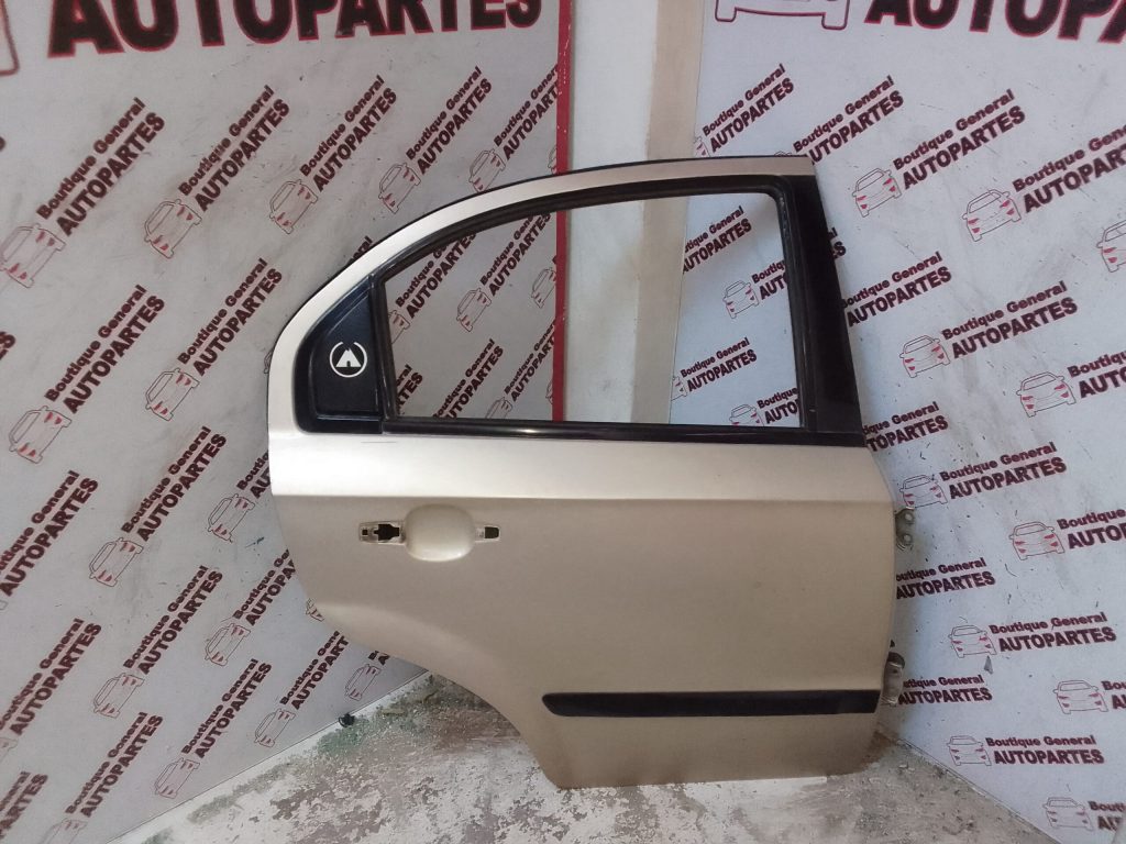 Puerta Trasera Derecha Chevrolet AVEO LT 1.6N MT (PTD-0148)