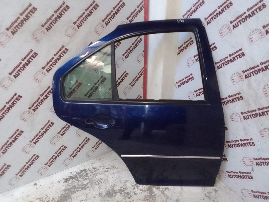 Puerta Trasera Derecha Volkswagen Bora (PTD-0161)