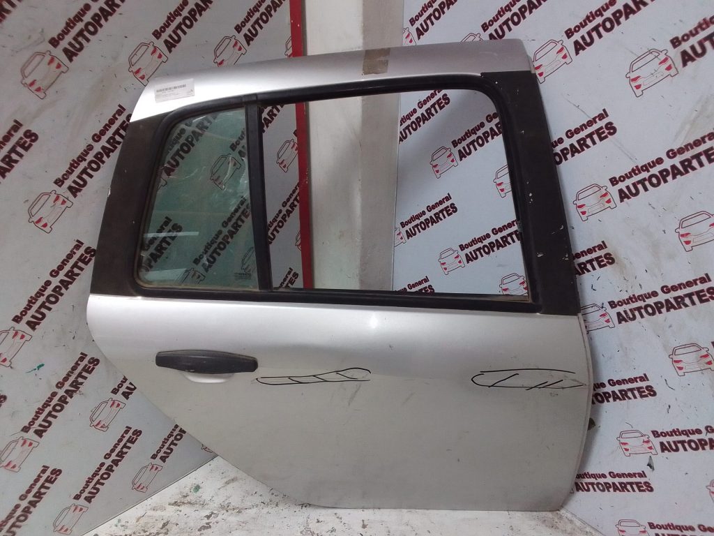 Puerta Trasera Derecha Renault Sandero/ Symbol (PTD-0203)