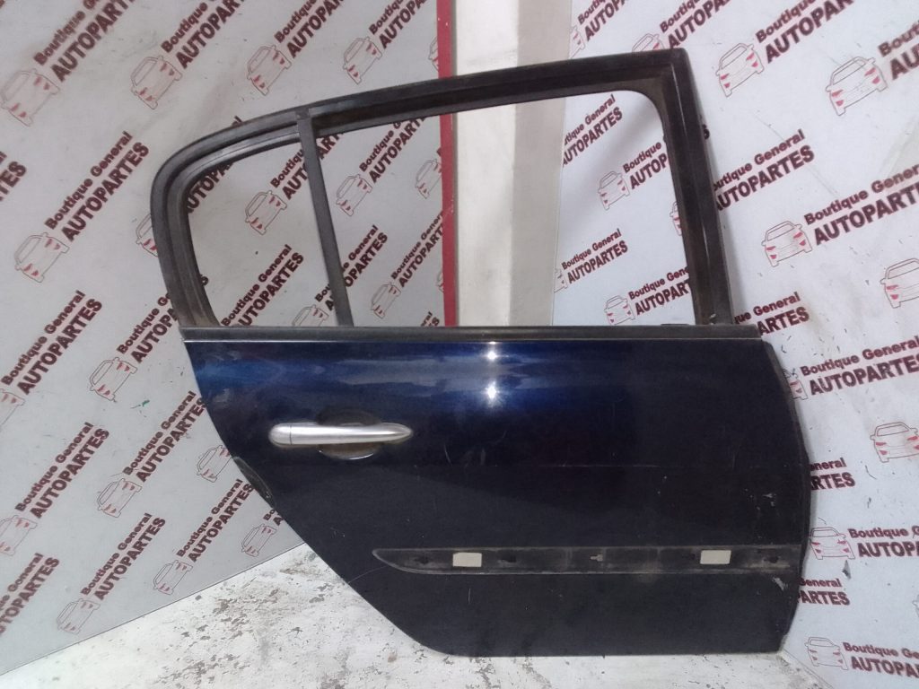 Puerta Trasera Derecha Renault Megane 3 (PTD-0204)