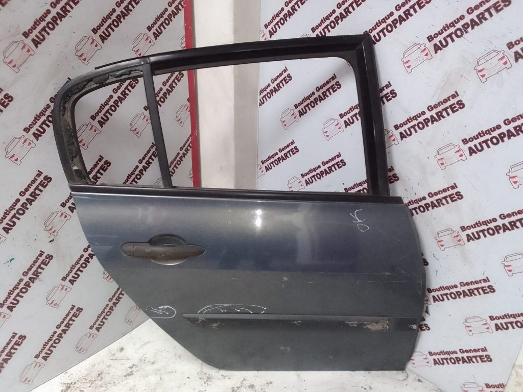 Puerta Trasera Derecha Renault Megane (PTD-0205)