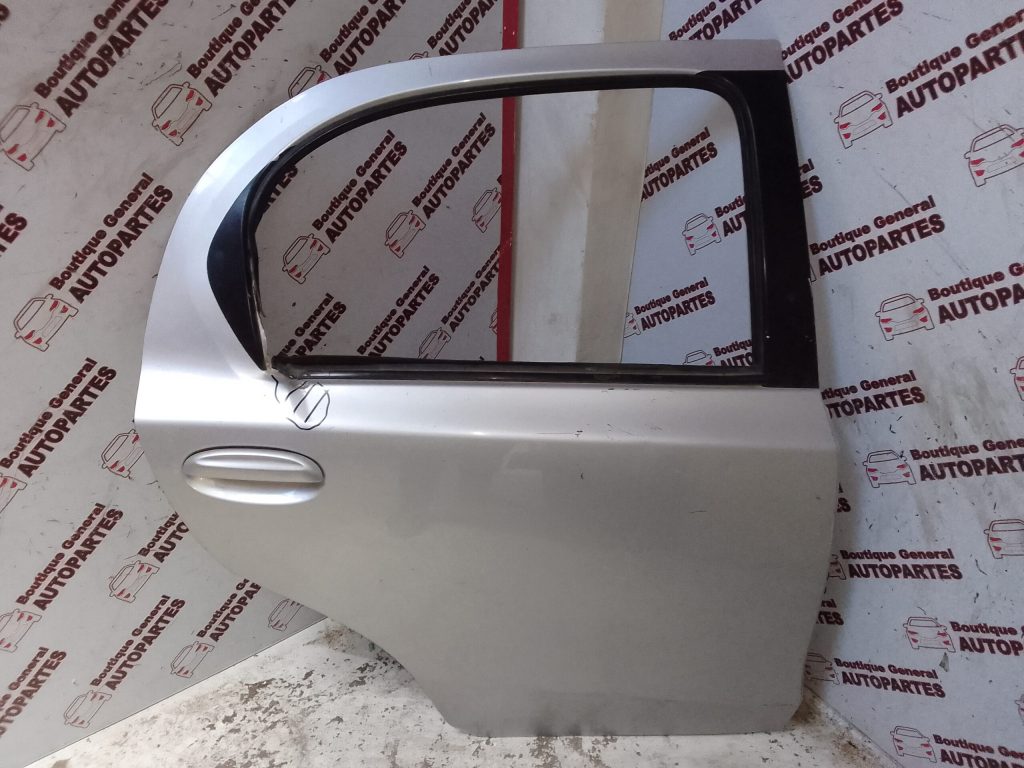 Puerta Trasera Derecha TOYOTA ETIOS XLS (PTD-0211)