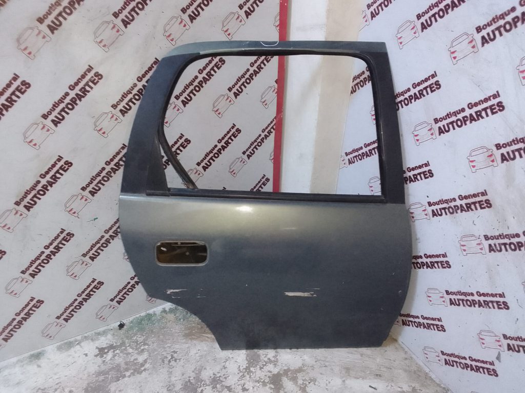 Puerta Trasera Derecha Chevrolet Corsa Classic (PTD-0263)