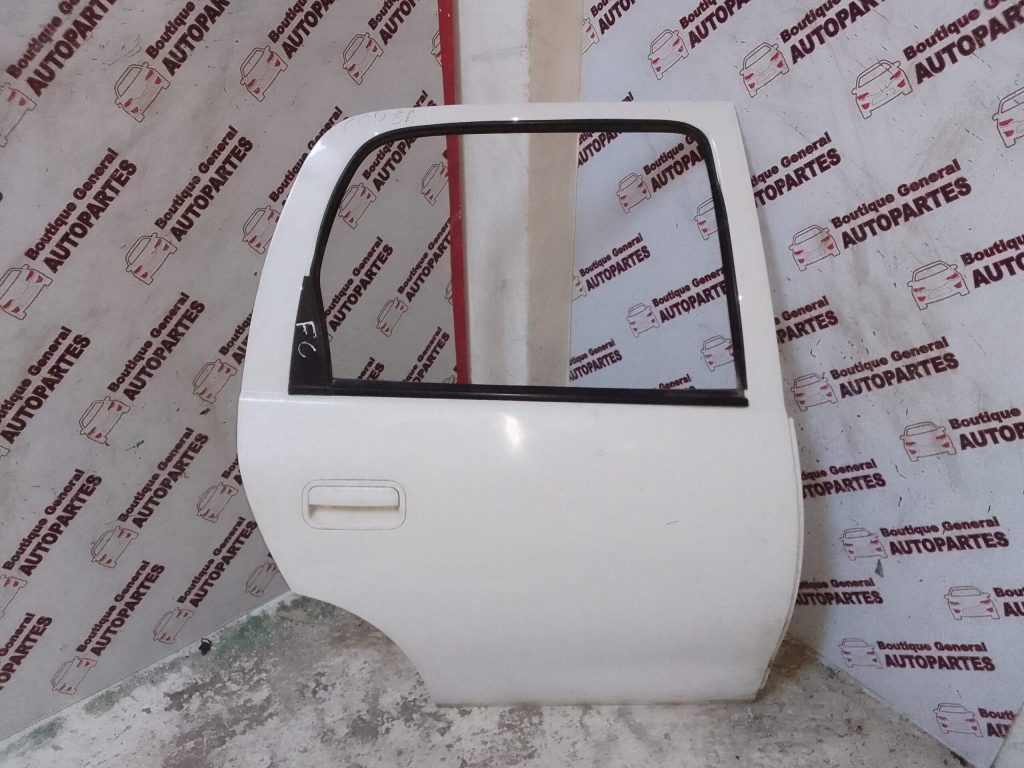 Puerta Trasera Derecha CHEVROLET CLASSIC 4P (PTD-0266)