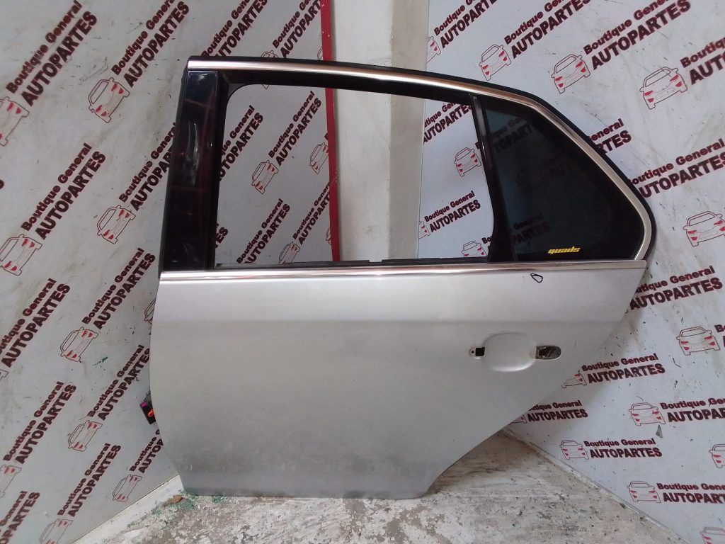 Puerta Trasera Izquierda Volkswagen Vento (PTI-0127)