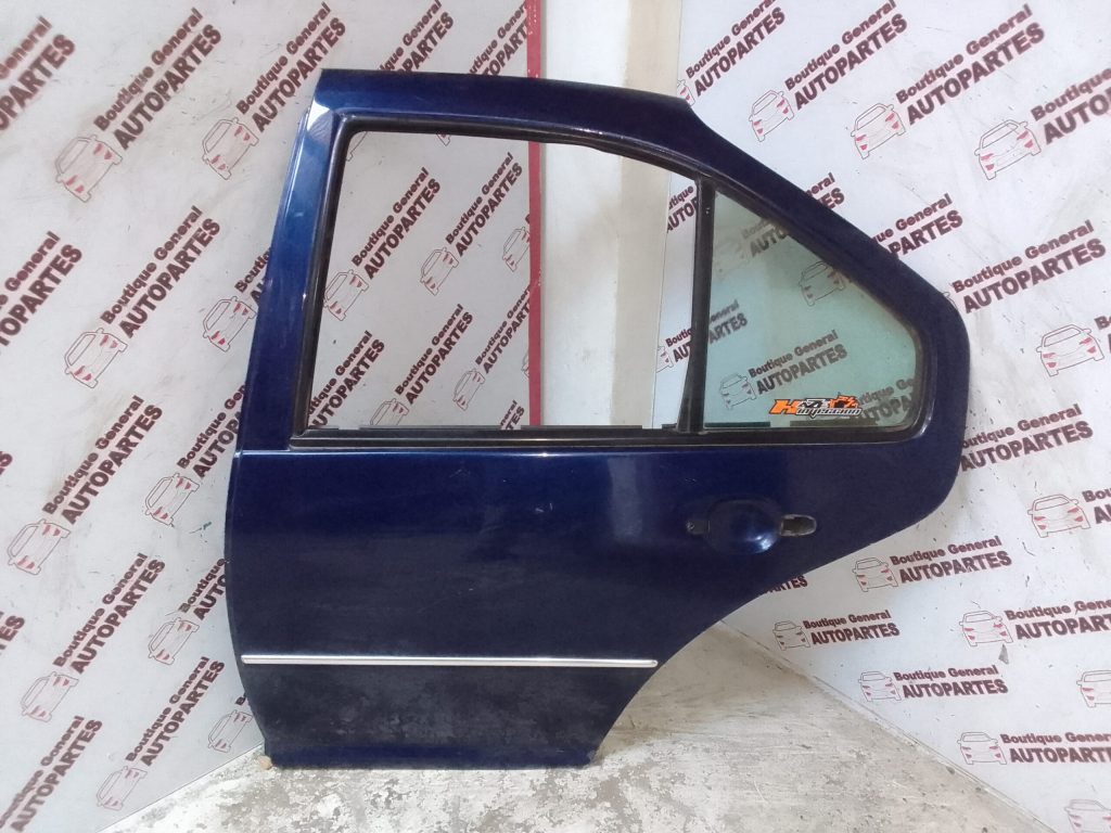 Puerta Trasera Izquierda Volkswagen Bora (PTI-0128)