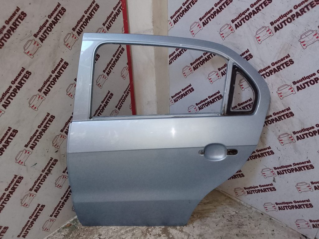 Puerta Trasera Izquierda VOLKSWAGEN VOYAGE/ GOL TREND (PTI-0176)