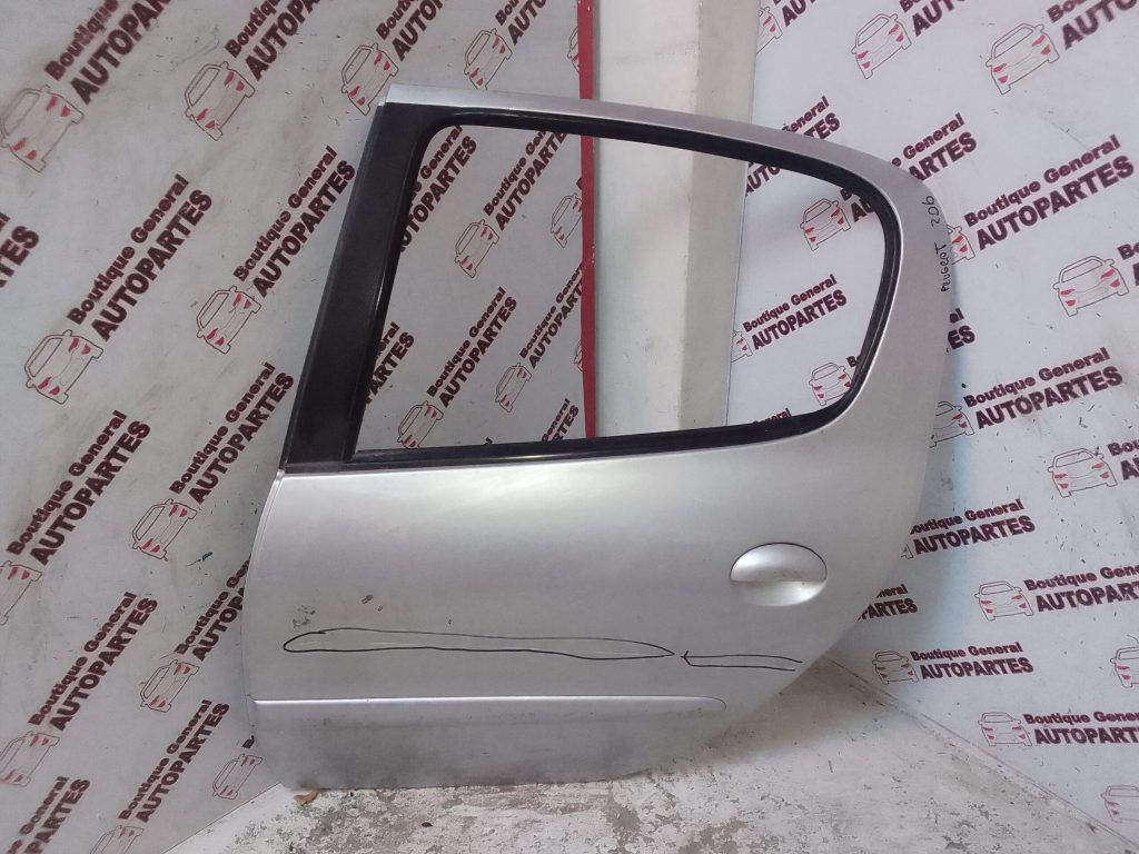 Puerta Trasera Izquierda Peugeot 206/ 207 (PTI-0215)