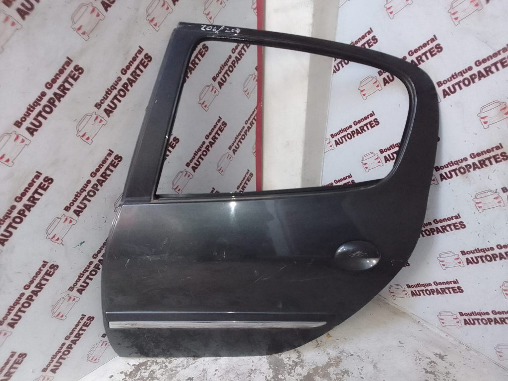 Puerta Trasera Izquierda Peugeot 206/ 207 (PTI-0217)