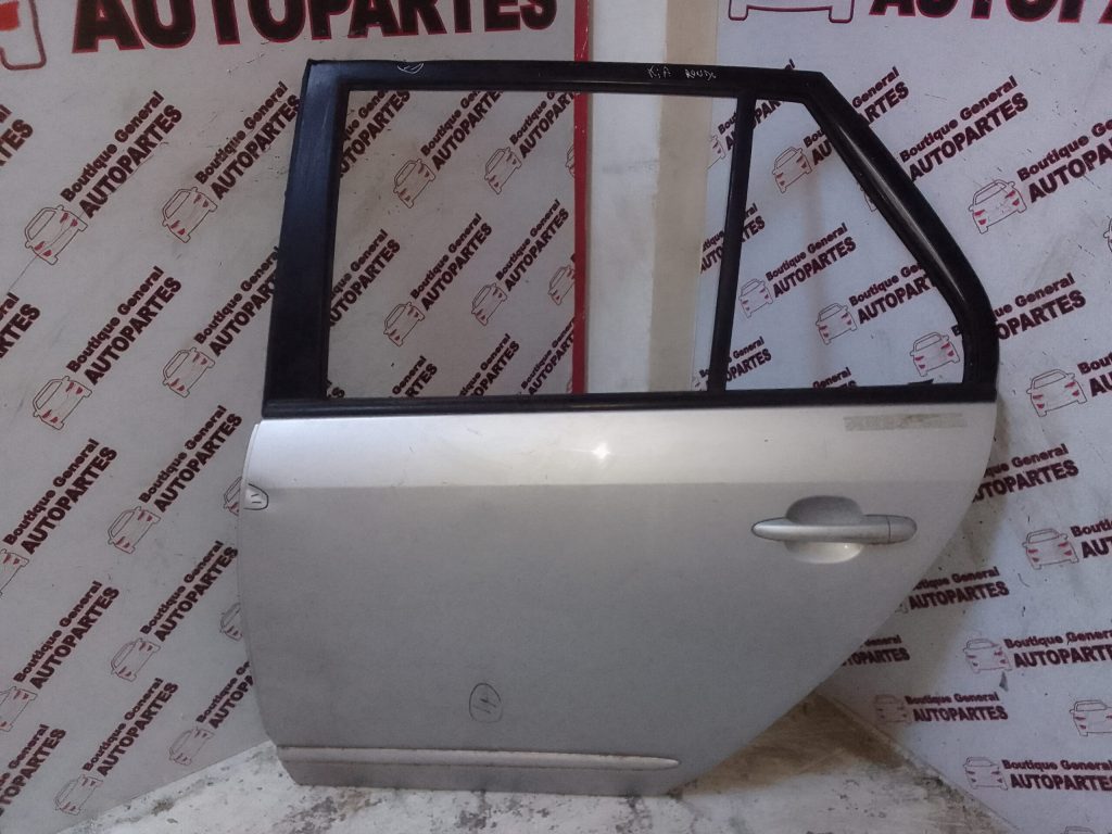 Puerta Trasera Izquierda KIA RONDO EX FULL 5P (PTI-0283)