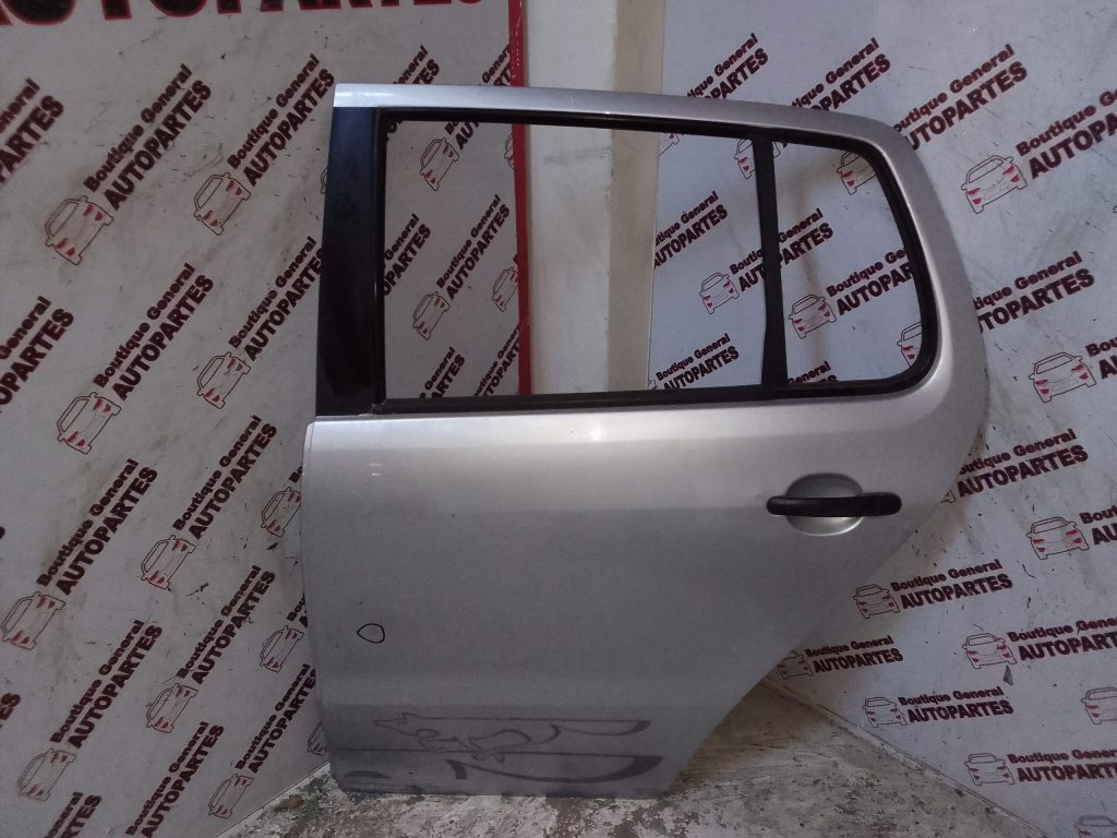 Puerta Trasera Izquierda VOLKSWAGEN FOX/ SURAN (PTI-0288)