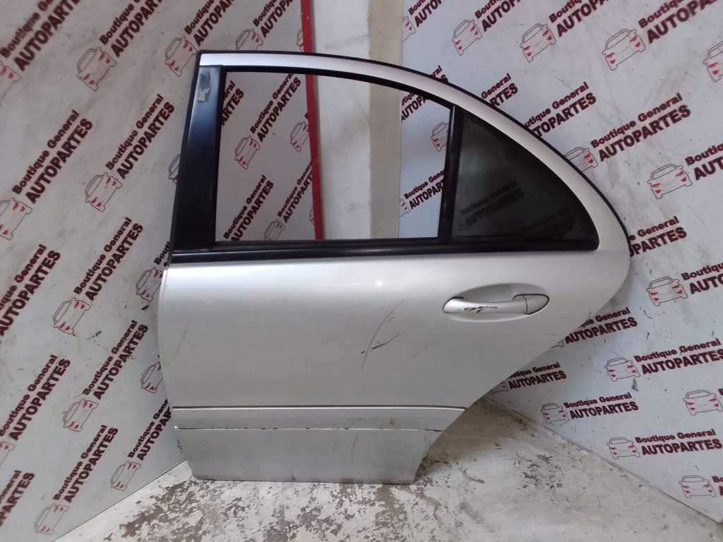 Puerta Trasera Izquierda MERCEDES BENZ C 200 KOMPRESSOR SPORT 4P (PTI-0295)