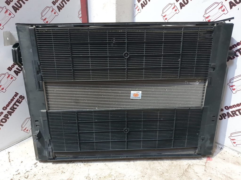 Radiador BMW 330 I SEDAN SPORT (R-0115)