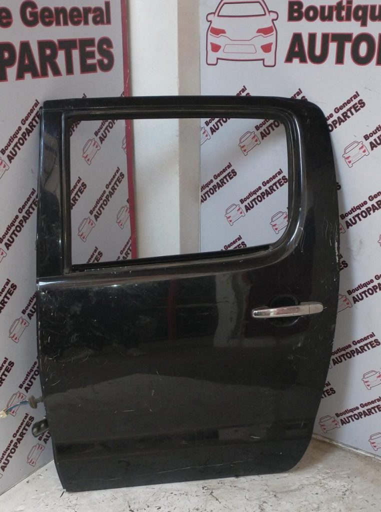 Puerta Trasera Izquierda Toyota Hilux